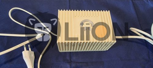 Commodore 1541 II hálózati tápegység pulzáló logóval