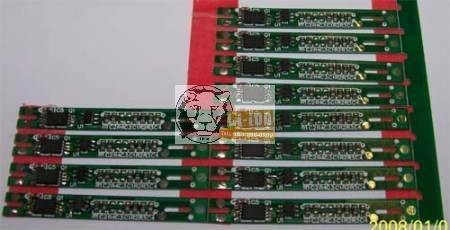  PCB  v delmi elektronika  7 2V 2A li ion li polymer 